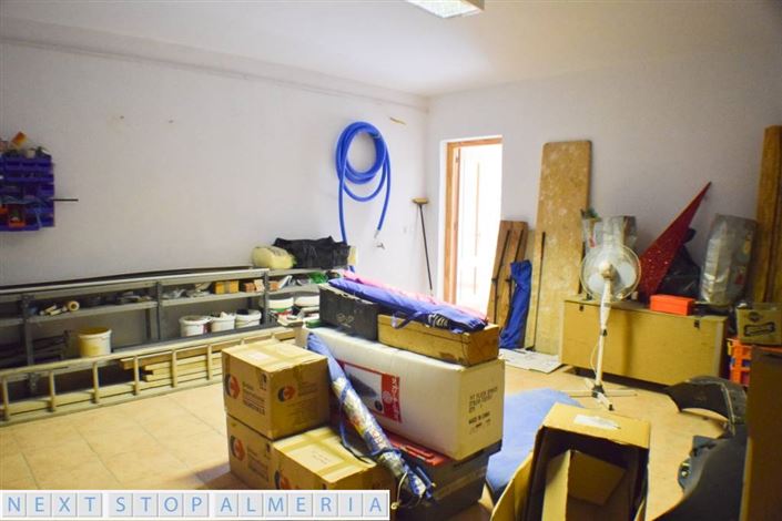 Image No.50-3 Bed Property for sale