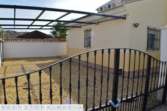 Image No.53-3 Bed Property for sale