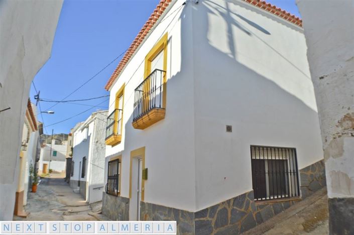 Image No.2-4 Bed Village House for sale