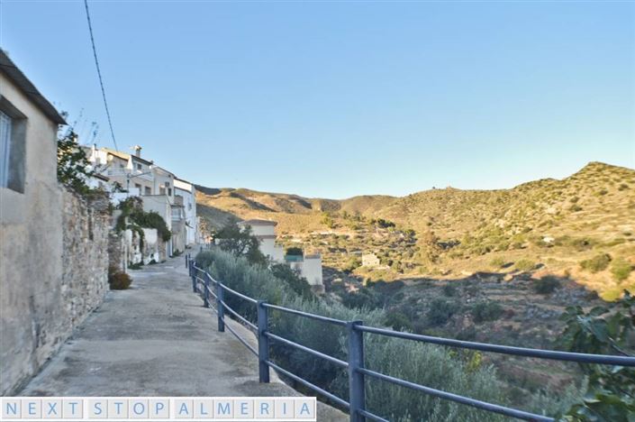 Image No.33-4 Bed Village House for sale