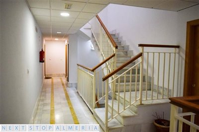 Internal staircase and lift