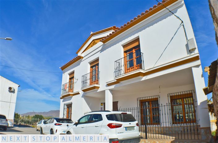 Image No.2-Propriété de 5 chambres à vendre à Almeria