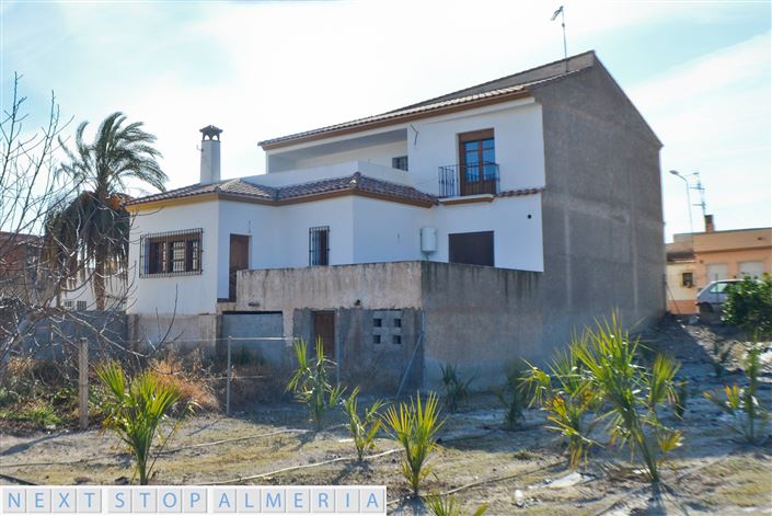 Image No.4-Propriété de 5 chambres à vendre à Almeria