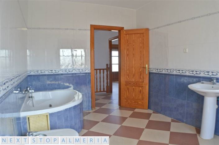 Image No.59-Propriété de 5 chambres à vendre à Almeria