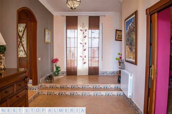 Image No.14-4 Bed Property for sale