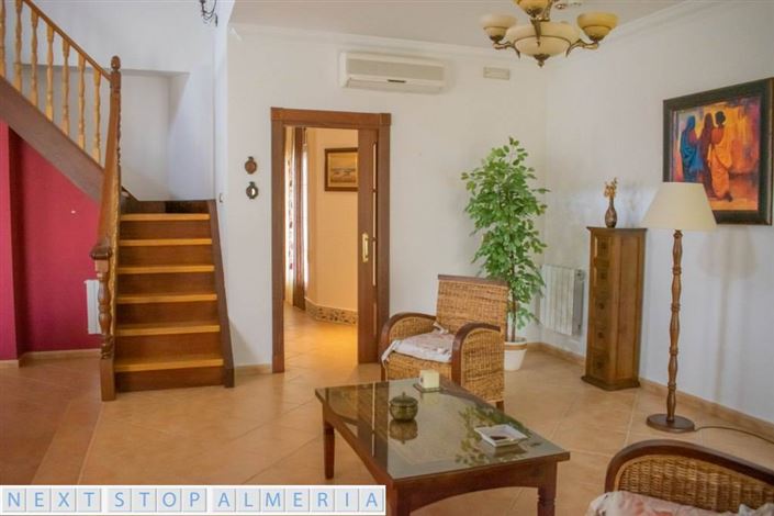 Image No.23-4 Bed Property for sale