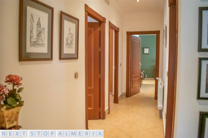 Image No.46-4 Bed Property for sale