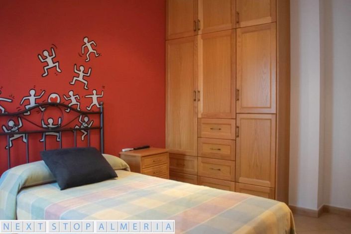 Image No.69-4 Bed Property for sale