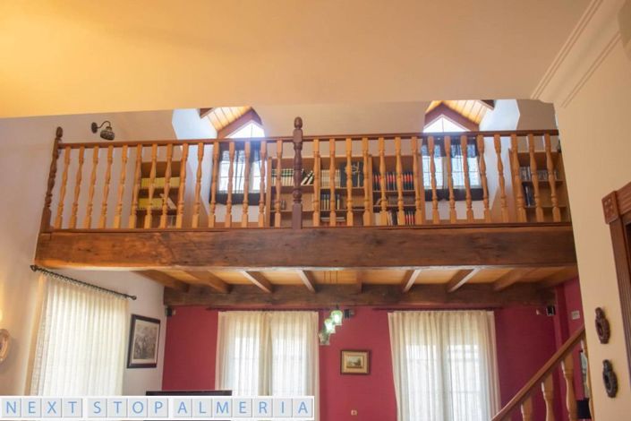 Image No.73-4 Bed Property for sale