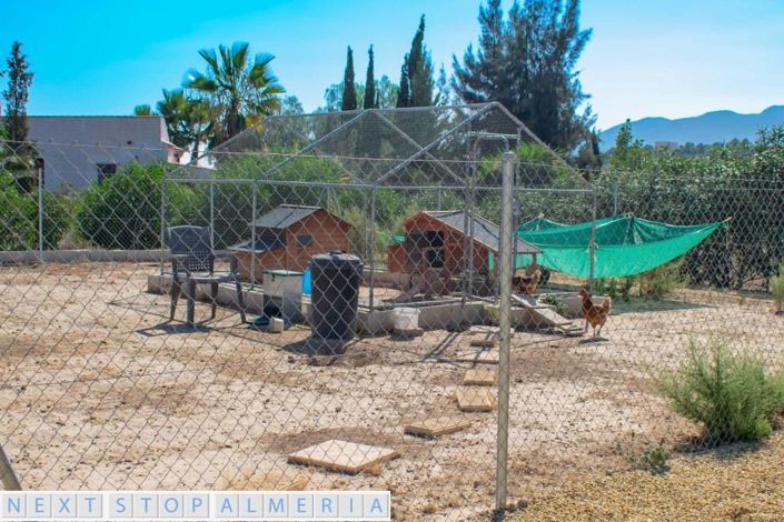 Image No.103-7 Bed Property for sale