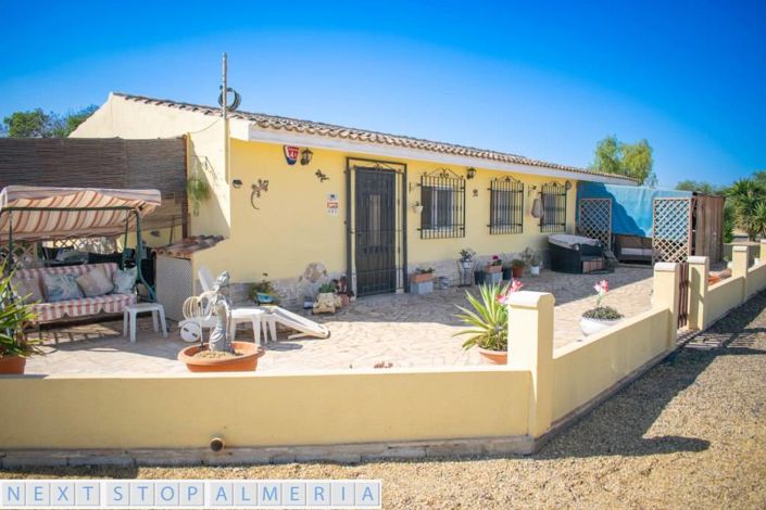 Image No.106-7 Bed Property for sale