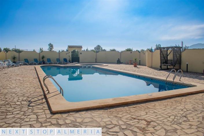 Image No.41-7 Bed Property for sale