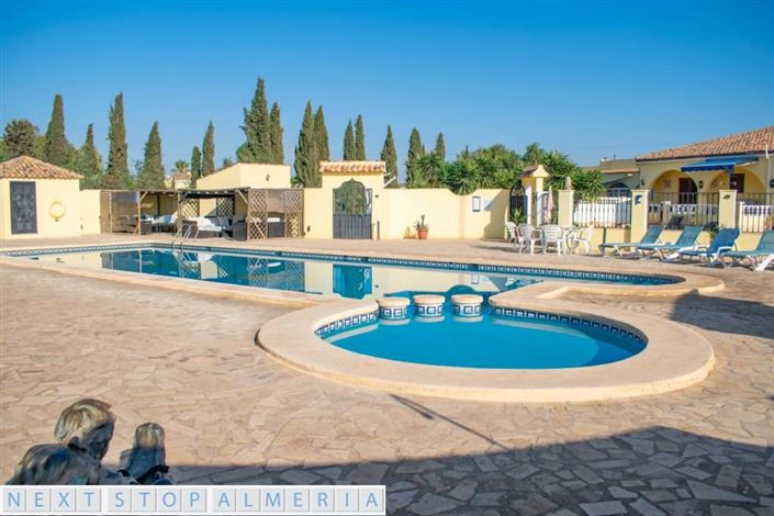 Image No.43-7 Bed Property for sale