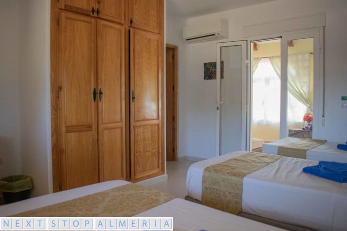 Image No.69-7 Bed Property for sale