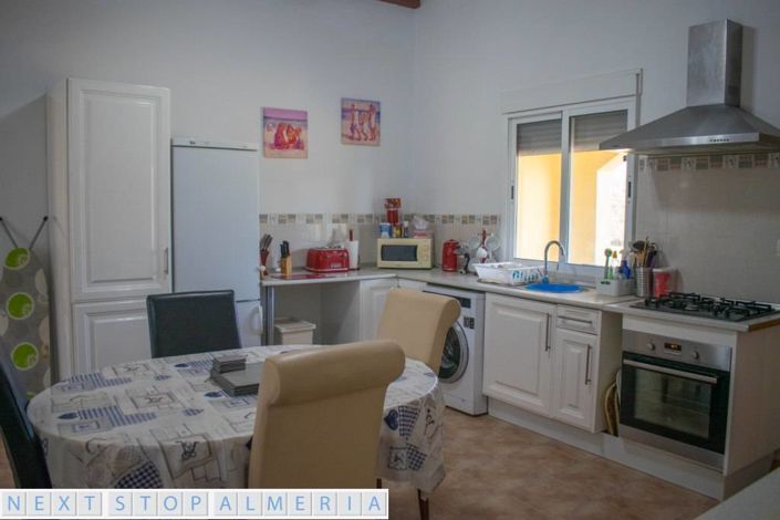 Image No.78-7 Bed Property for sale