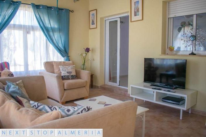 Image No.83-7 Bed Property for sale