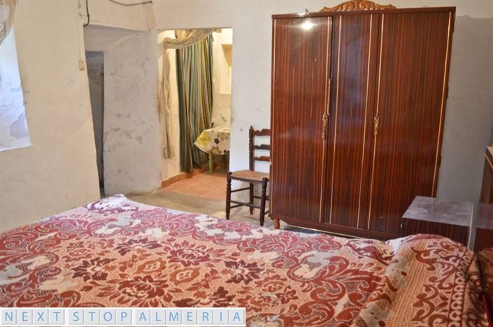 Image No.19-3 Bed Village House for sale