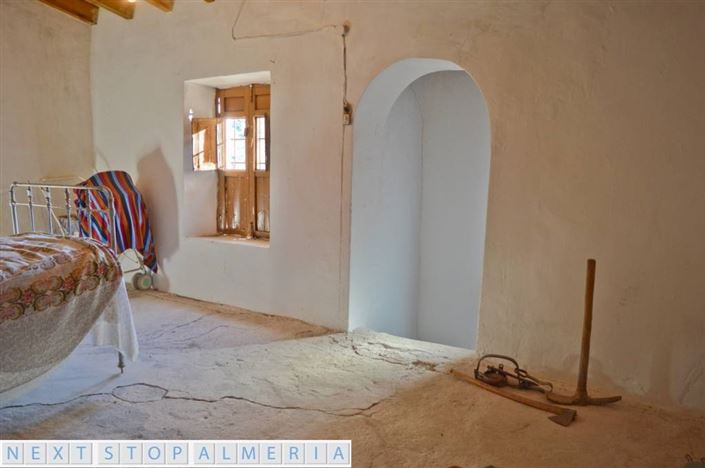 Image No.28-3 Bed Village House for sale