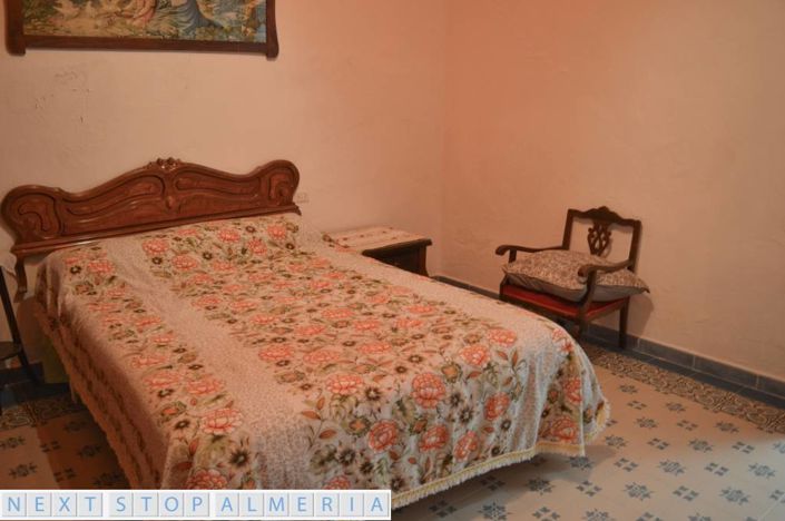 Image No.27-4 Bed Village House for sale