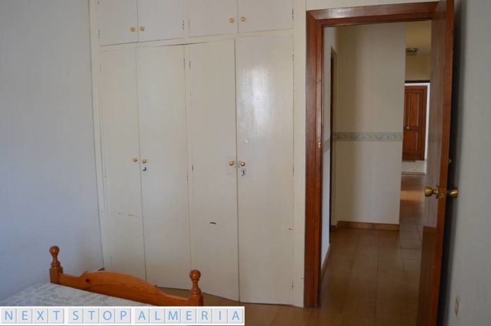 Image No.32-2 Bed Apartment for sale