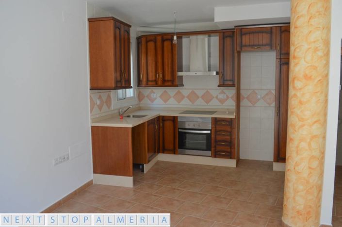 Image No.12-2 Bed Property for sale