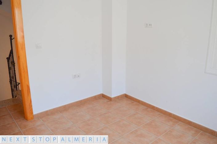 Image No.28-2 Bed Property for sale