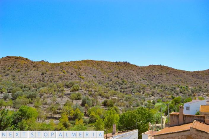 Image No.4-2 Bed Property for sale