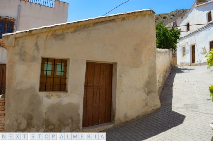 Image No.60-2 Bed Property for sale