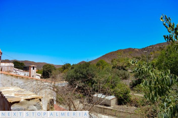 Image No.66-2 Bed Property for sale