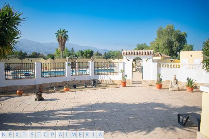 Image No.20-Propriété de 7 chambres à vendre à Almeria