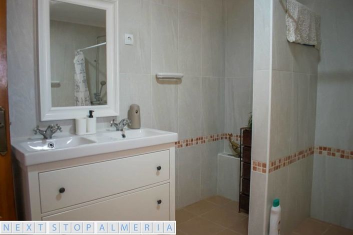 Image No.30-Propriété de 7 chambres à vendre à Almeria