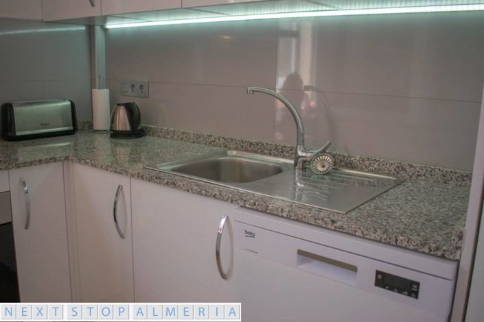 Image No.15-3 Bed Property for sale