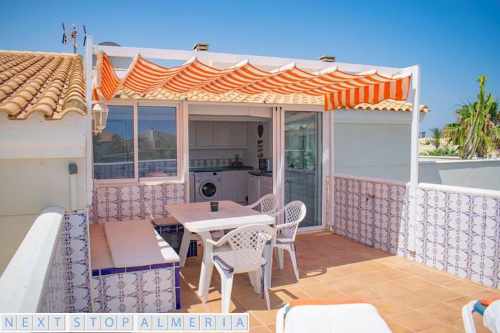 Image No.28-3 Bed Property for sale