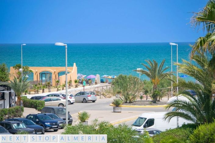 Image No.30-3 Bed Property for sale