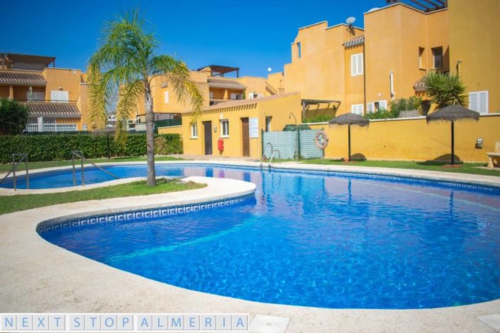 Image No.64-3 Bed Property for sale