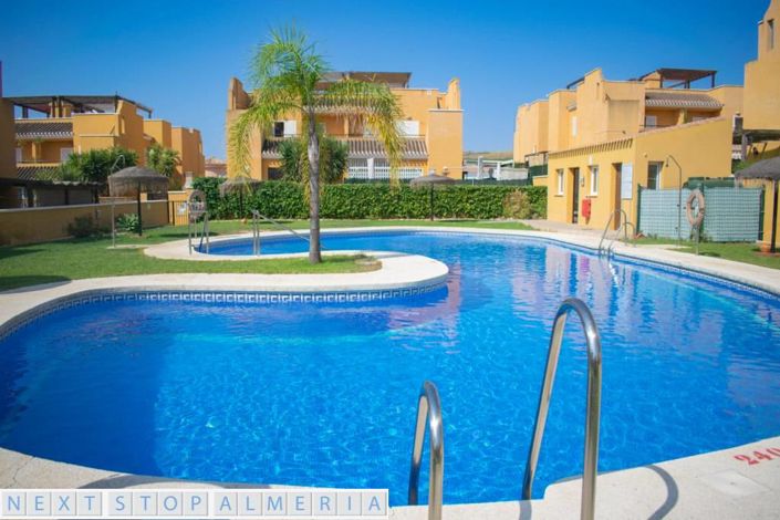 Image No.65-3 Bed Property for sale