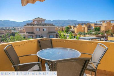 Terrace of the living room