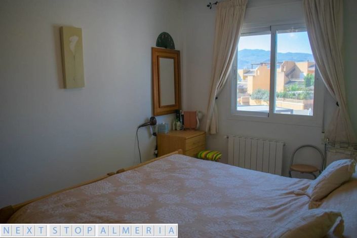 Image No.25-3 Bed Apartment for sale