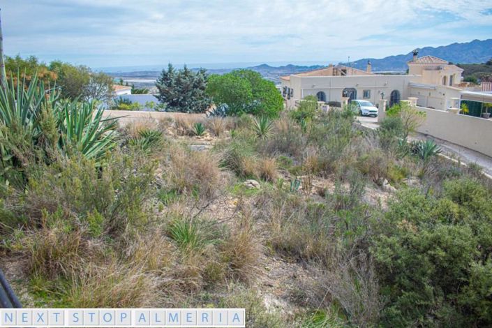 Image No.104-4 Bed Property for sale