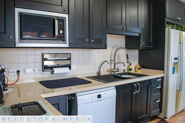 Image No.28-4 Bed Property for sale