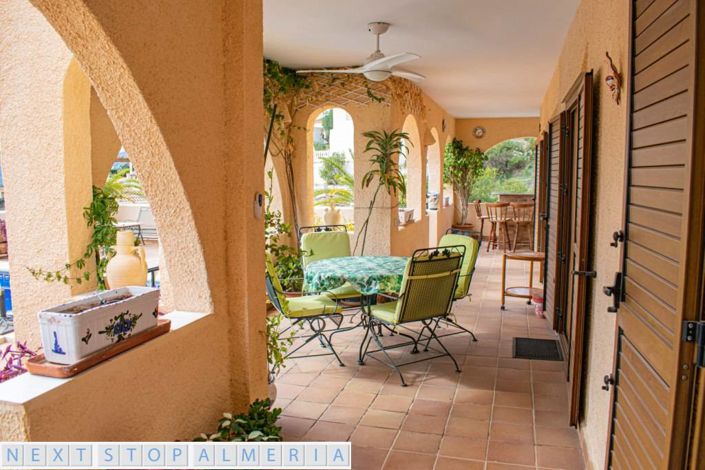 Image No.30-4 Bed Property for sale