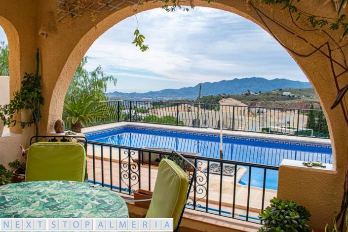 Image No.6-4 Bed Property for sale