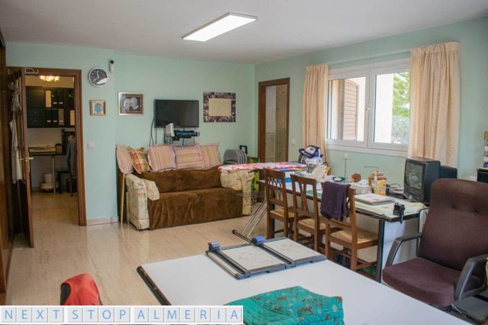 Image No.63-4 Bed Property for sale