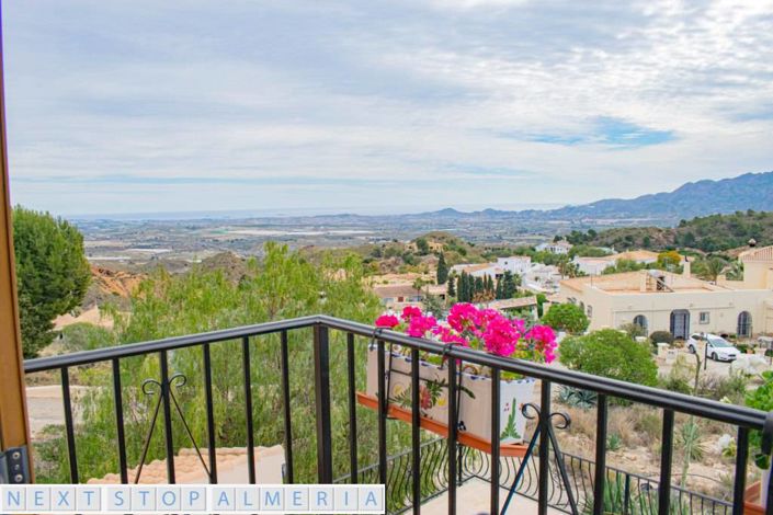 Image No.76-4 Bed Property for sale