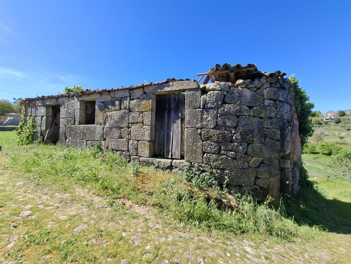 Image No.7-4 Bed Farmhouse for sale