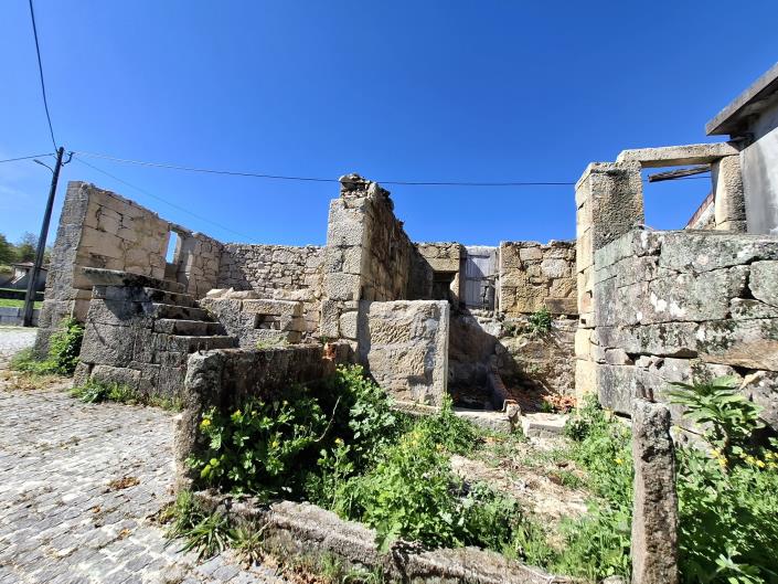 Image No.22-4 Bed Farmhouse for sale