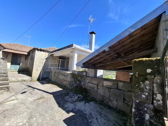 Image No.6-4 Bed Farmhouse for sale