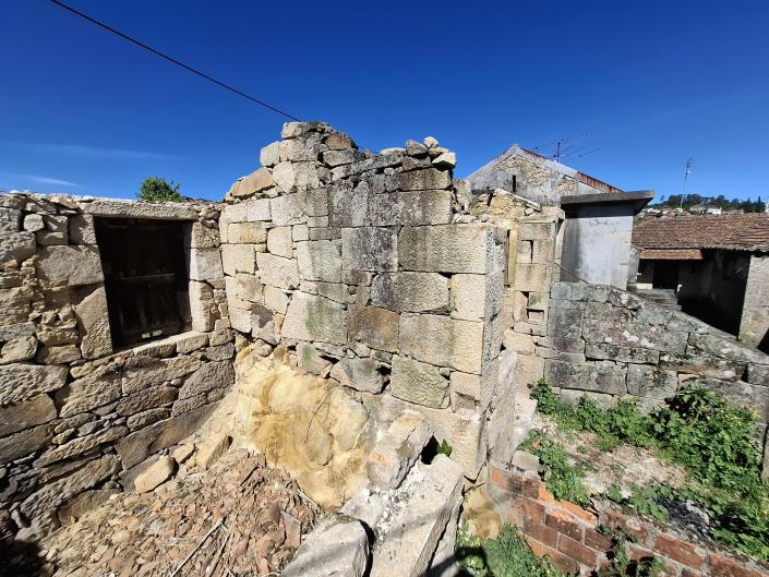 Image No.19-4 Bed Farmhouse for sale