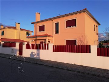 Villa de 4 chambres à vendre à Caldas da Rainha