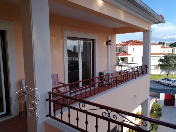 Image No.3-Villa de 4 chambres à vendre à Caldas da Rainha